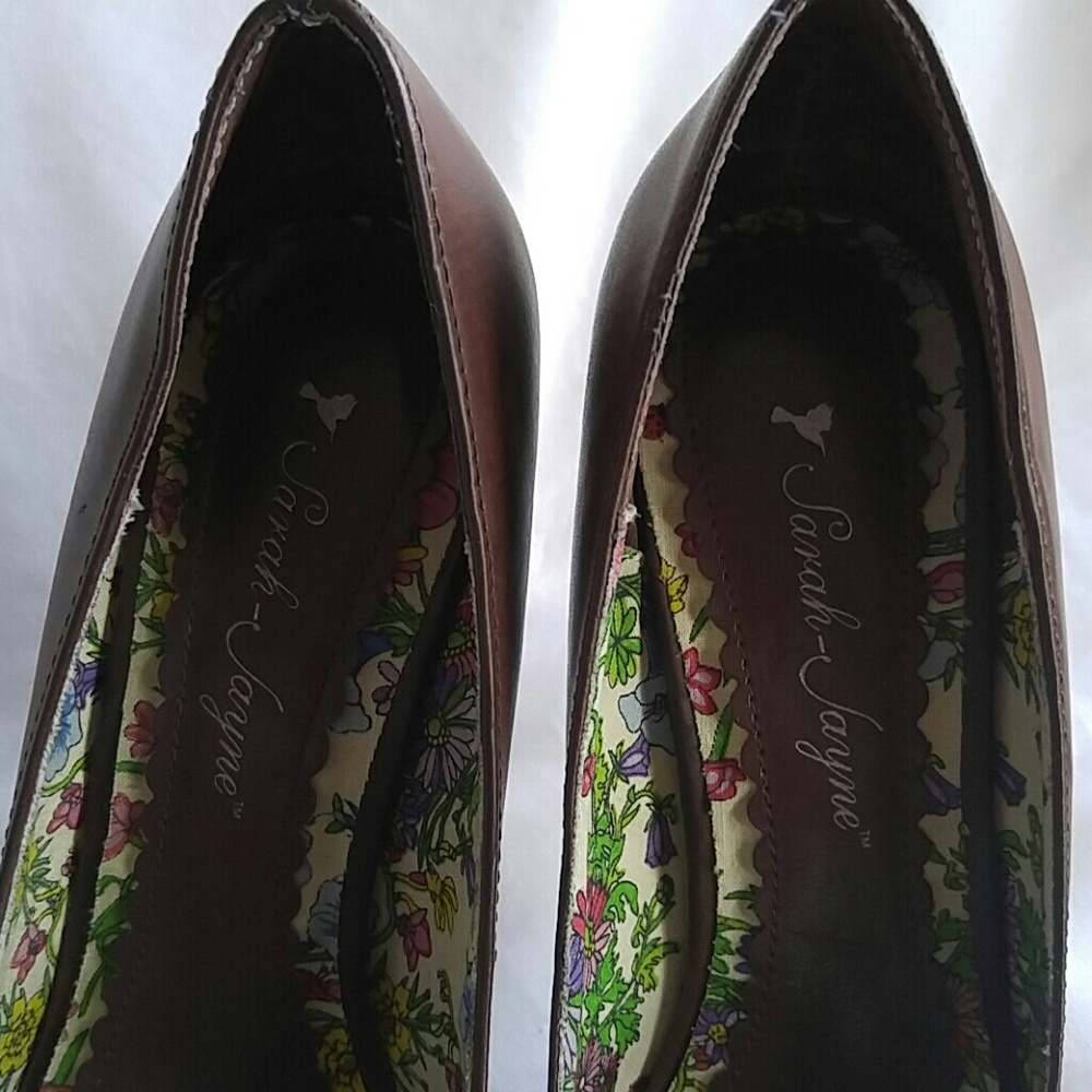 Shoes - Picture 8 of 8